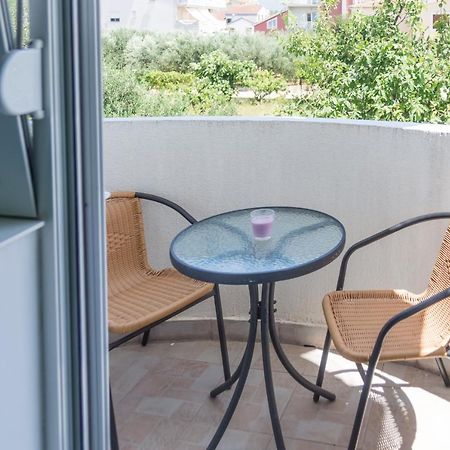 Apartments Dovana Kaštela Exteriör bild