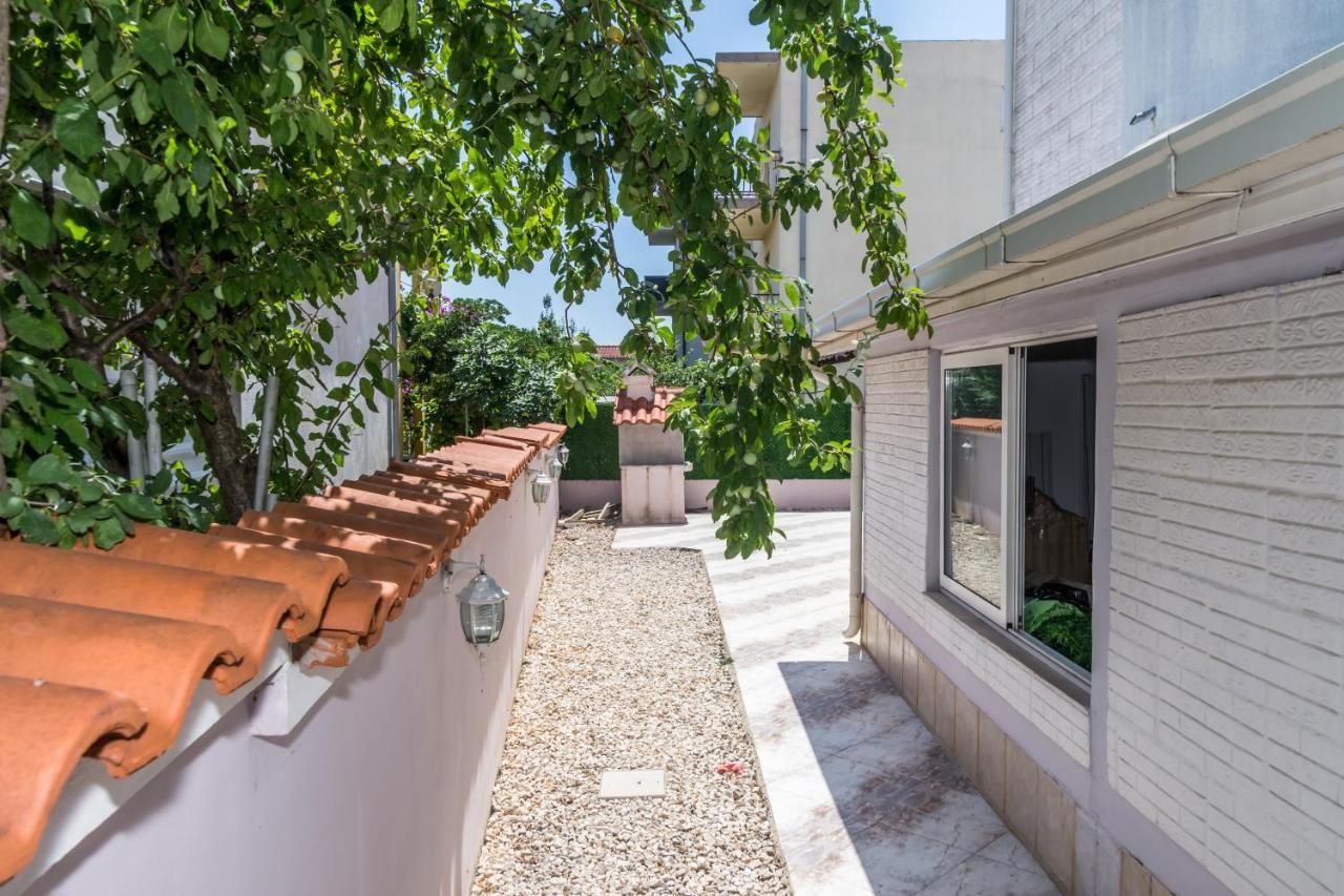 Apartments Dovana Kaštela Exteriör bild